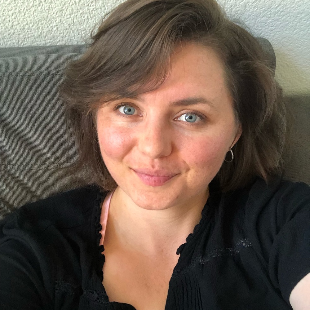 Meet your Posher, Cait